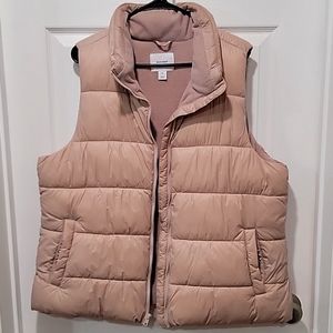 Old Navy Puffer Vest